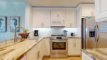 Tops'l Beach Manor by Gibson BR