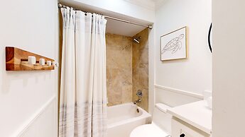 Tops'l Beach Manor by Gibson BR