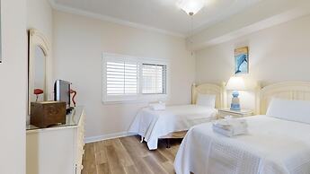 Tops'l Beach Manor by Gibson BR