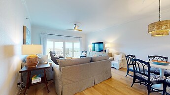 Tops'l Beach Manor by Gibson BR