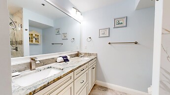 Tops'l Beach Manor by Gibson BR