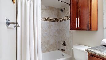 Tops'l Beach Manor by Gibson BR