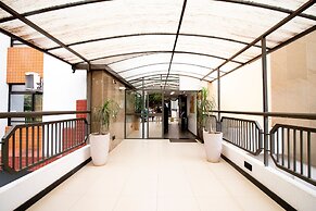 360 Mont Serrat by Ozped