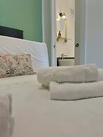 Happy Family Apartments Maggiolino