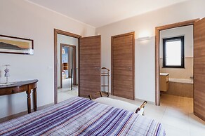 Sliqua House by Wonderful Italy