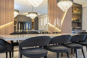 NEW 10bedrooms At Windsor Island