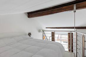 Cozy Mezzanine Apartment