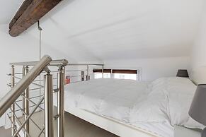 Cozy Mezzanine Apartment