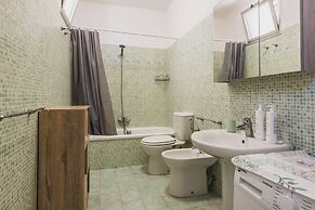 Ibiscus Apartment with Terrace