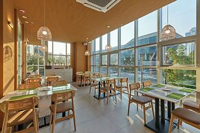 Travelodge Suites Busan Centum