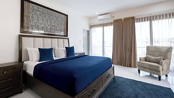 Luxurious Family 6 Br Villa in Seminyak Breakfast Include