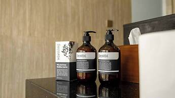 Luxurious Family 6 Br Villa in Seminyak Breakfast Include