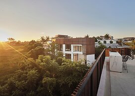 The River Villa by BREIG