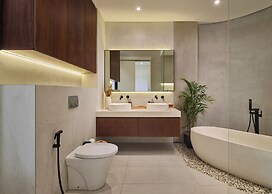 The River Villa by BREIG