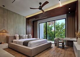 The River Villa by BREIG