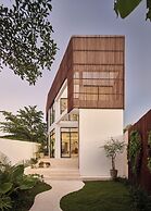 The River Villa by BREIG