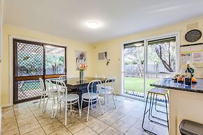 StayAU Cozy Family Comfort 5BRM Glen