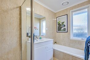 StayAU Cozy Family Comfort 5BRM Glen