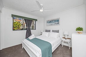 Premium 1 Bedroom Apartment Sleeps 4
