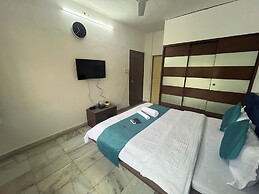 Zenith Homes - Powai Suites