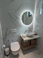 Charmy Studio Tamara