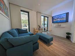 Charmy Studio Tamara