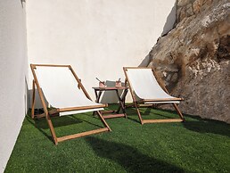 Charmy Studio Tamara