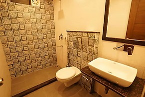 Goroomgo La Hilla Vista Mussoorie