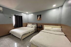 Qingqing Hotel Pasay Manila near MOA