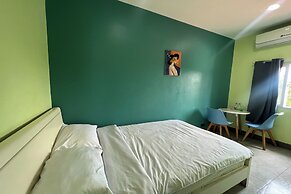 Qingqing Hotel Pasay Manila near MOA