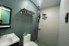 Qingqing Hotel Pasay Manila near MOA