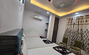 The Fazar Residency Near Hazrat Nizamuddin Dargah.