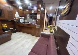 The Fazar Residency Near Hazrat Nizamuddin Dargah.