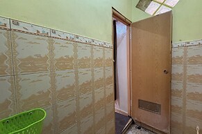 Family 24 Hotel near Pantai Cipatujah