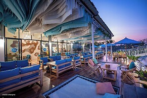 Buffalo Island Resort