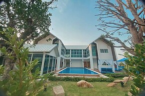 Buffalo Island Resort