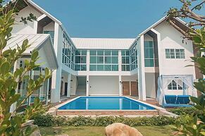 Buffalo Island Resort