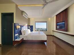 Goroomgo Portola Hotel By Parkside Dharamshala