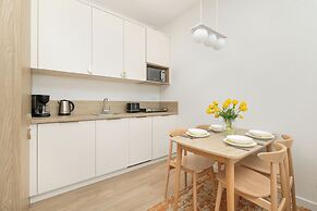 Bel Mare Apartment for 4 by Renters