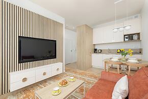 Bel Mare Apartment for 4 by Renters