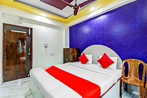 Goroomgo Hotel Narayanan Kolkata