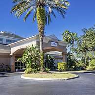 Free Shuttle 2 Queen Disney Area