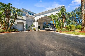 Free Shuttle 2 Queen Disney Area