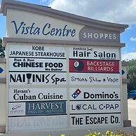 Free Shuttle 2 Queen Disney Area