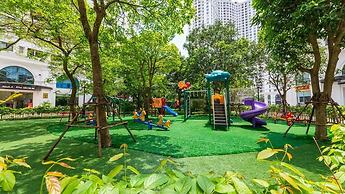 Luxury Condotel in Vinhomes Royal City