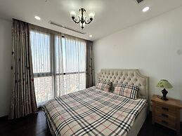 Luxury Condotel in Vinhomes Royal City