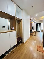 Luxury Condotel in Vinhomes Royal City