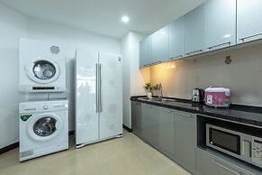 Luxury Condotel in Vinhomes Royal City