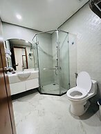 Luxury Condotel in Vinhomes Royal City