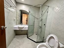 Luxury Condotel in Vinhomes Royal City